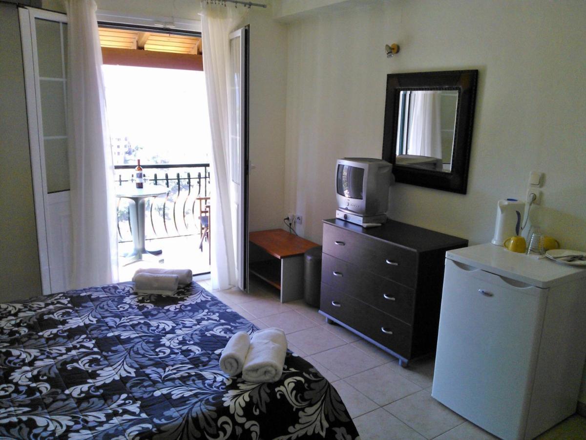 Niriides Apartmentsアソス 部屋 写真